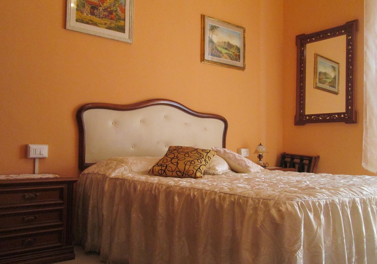 B&B Regina Margherita Piombino Værelse billede