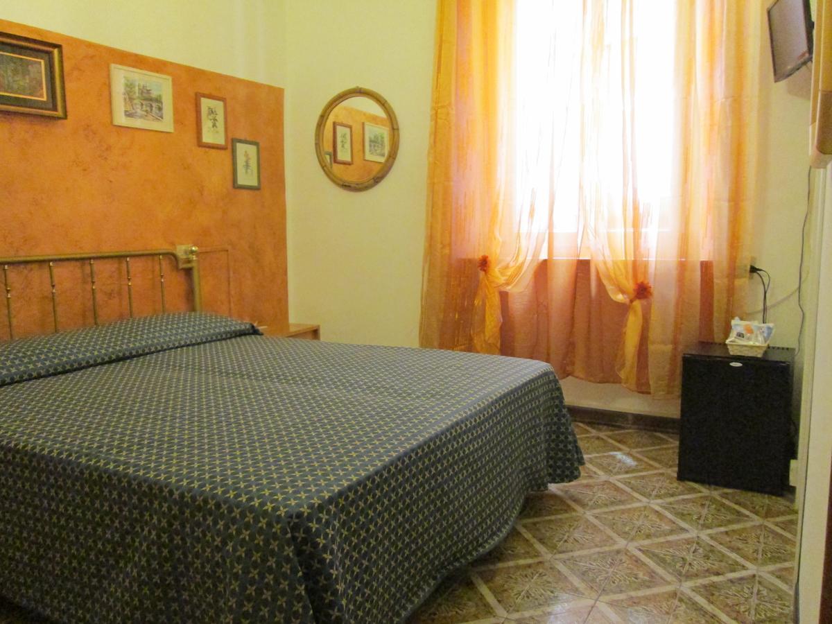B&B Regina Margherita Piombino Værelse billede