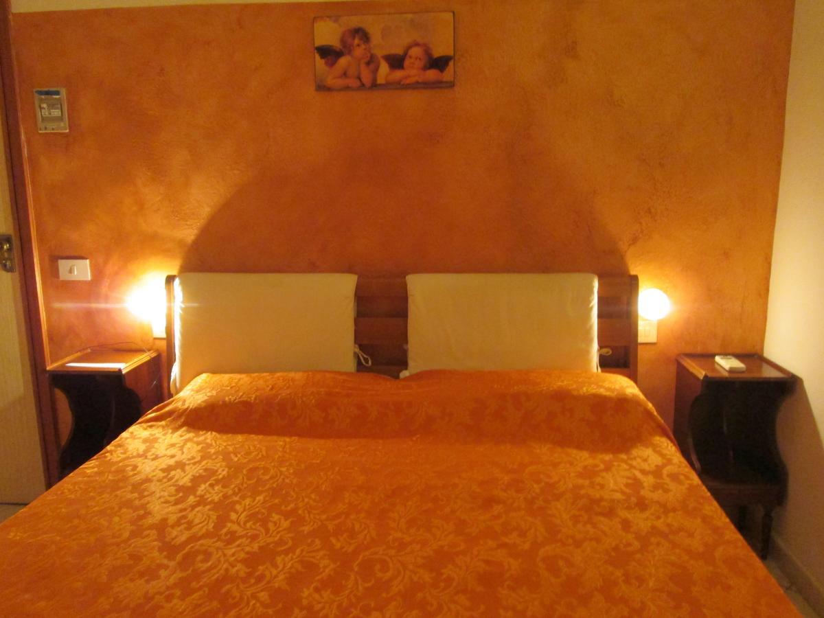 B&B Regina Margherita Piombino Værelse billede